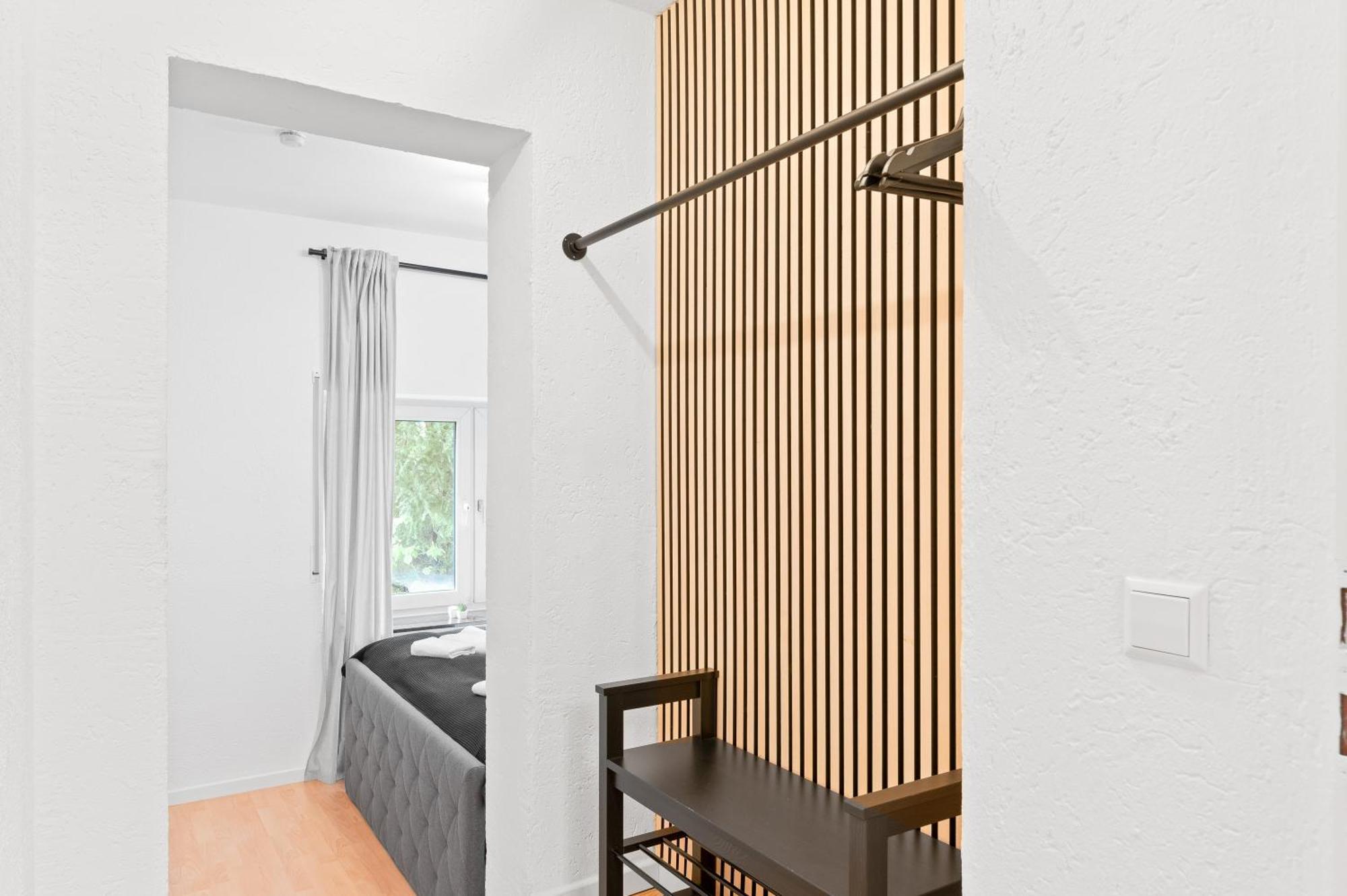 Kingsize Bett, Terrasse, Netflix, Zwei Zimmer Pforzheim Exterior foto
