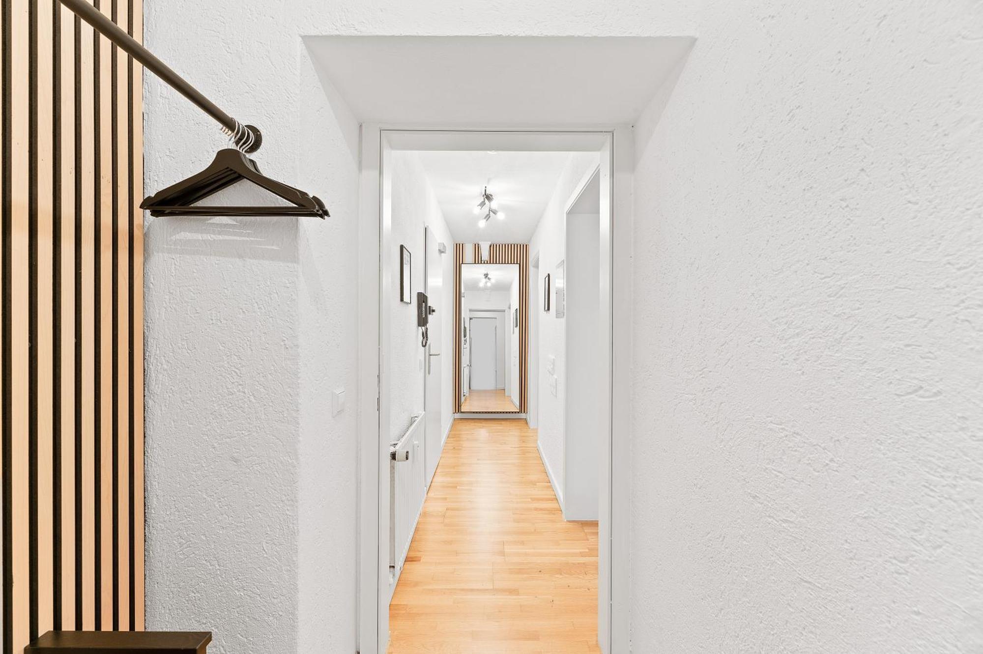 Kingsize Bett, Terrasse, Netflix, Zwei Zimmer Pforzheim Exterior foto